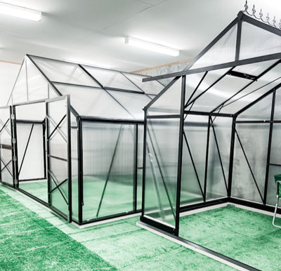 Come and visit our <span>brand new</span>
indoor display center in Pakenham