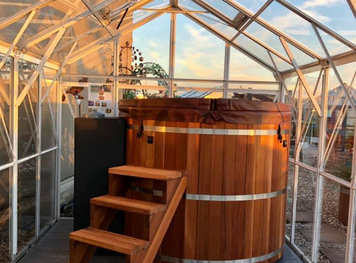 Pair it with a Sproutwell™ Glasshouse