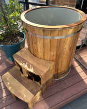 Load image into Gallery viewer, Plunge Cedar Ice Tub
