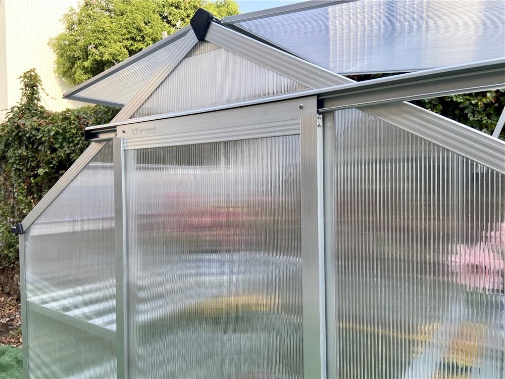 Extra Large Nursery (1.9m x 1.3m)