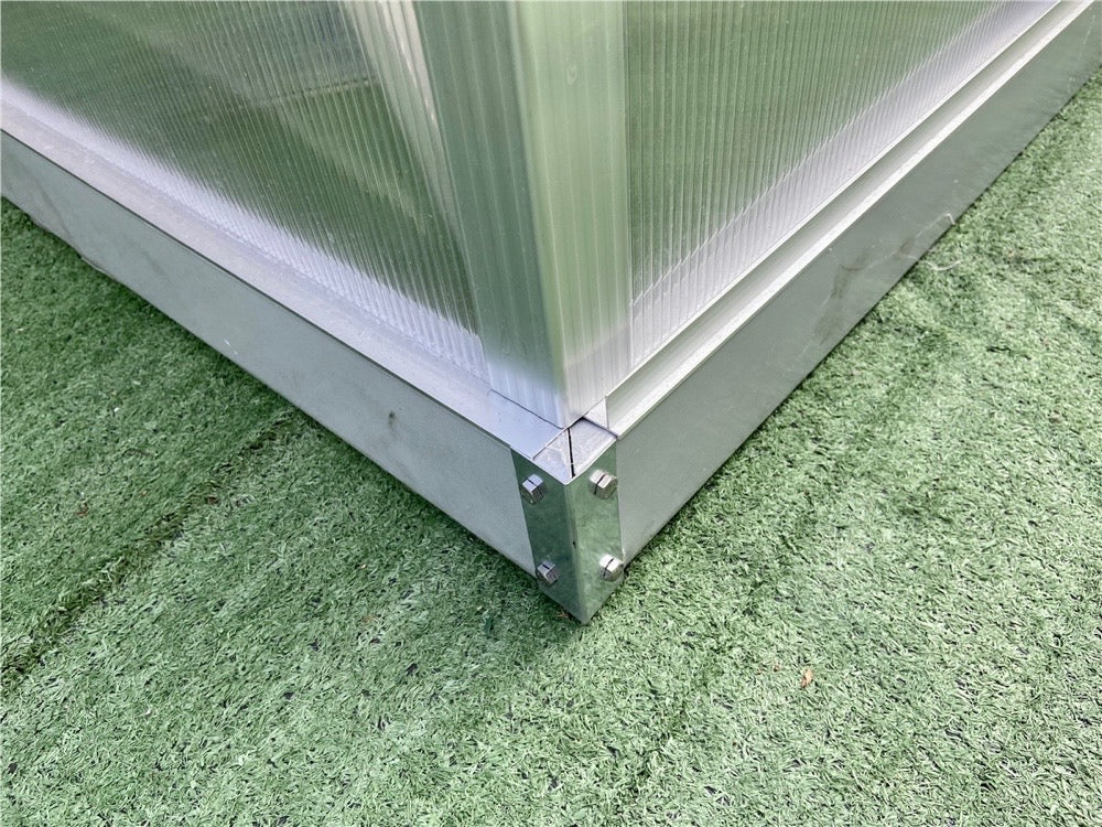 Extra Large Nursery (1.9m x 1.3m)