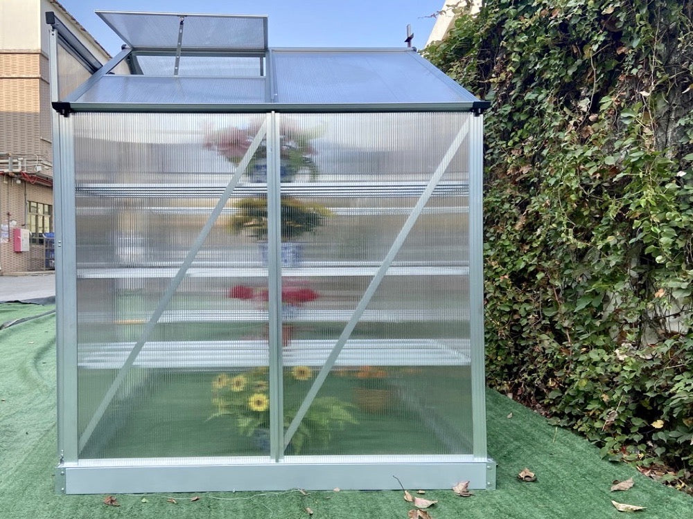 Extra Large Nursery (1.9m x 1.3m)