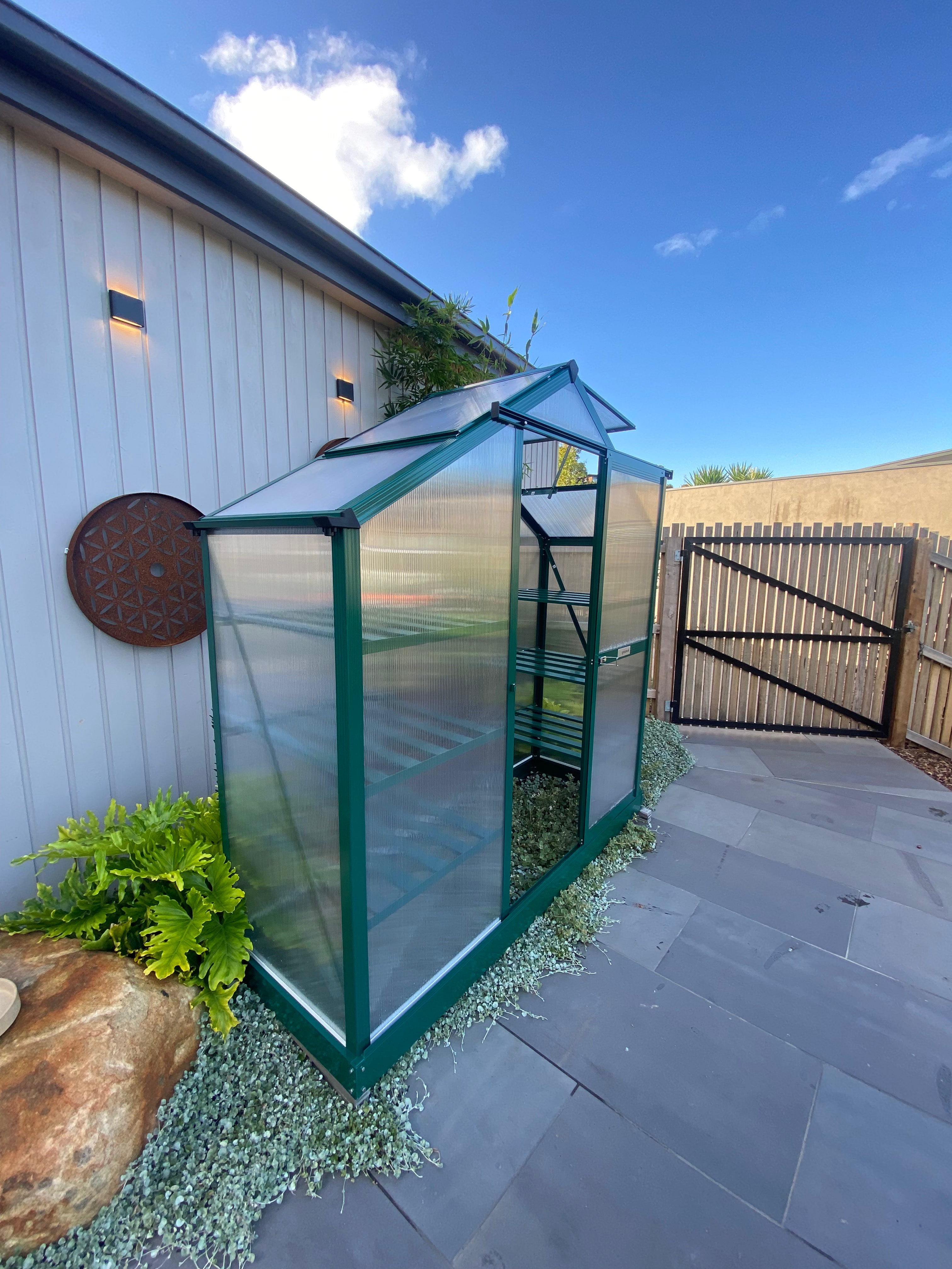 Large Nursery (1.9m x 0.6m)