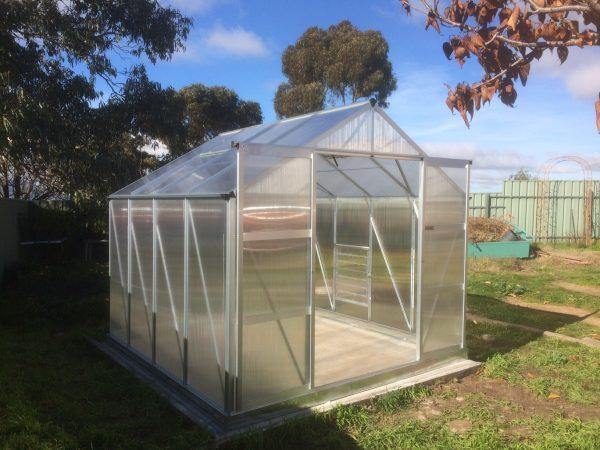 Garden Pro 2400 Model - Sproutwell Greenhouses