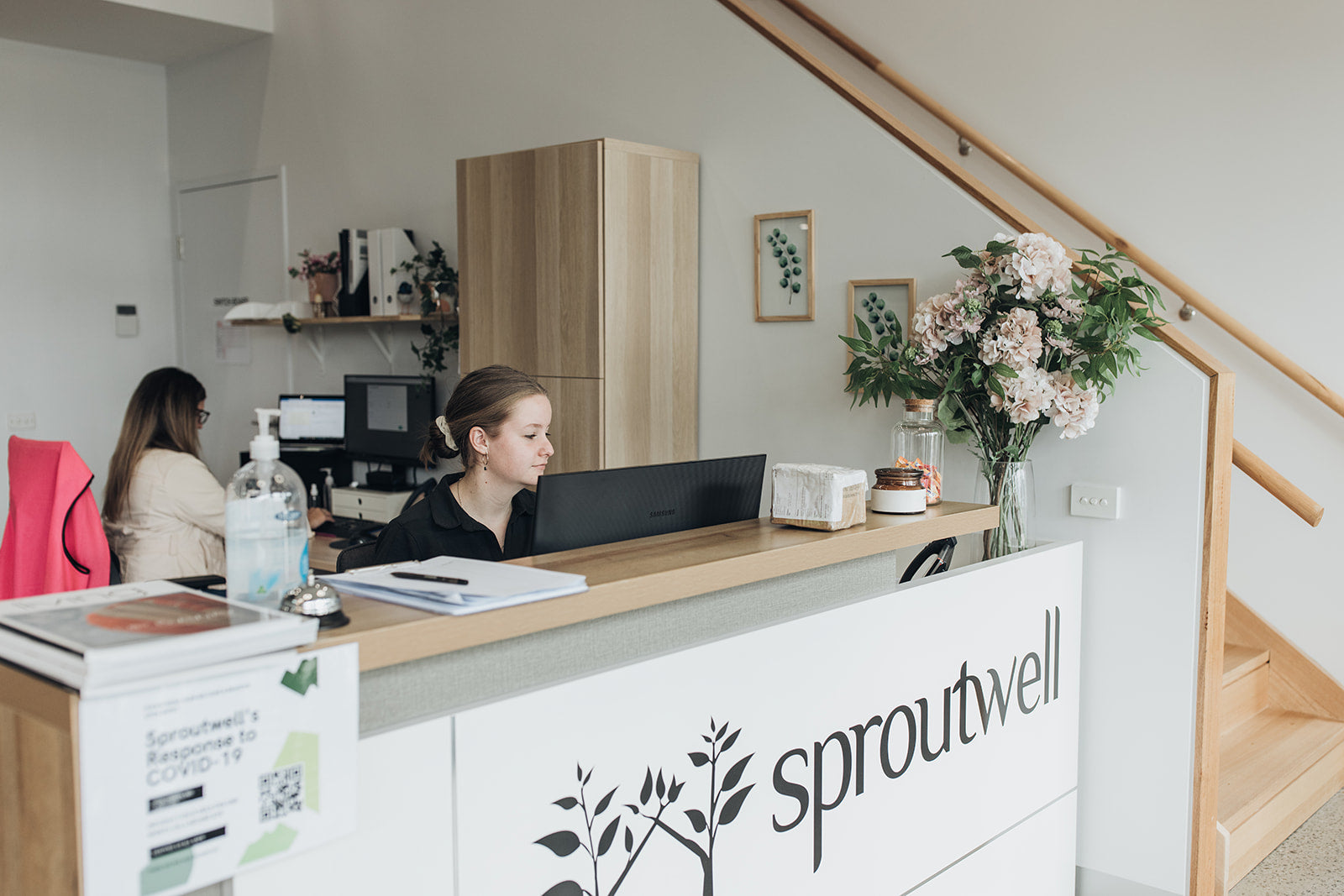 Support & Customer Service