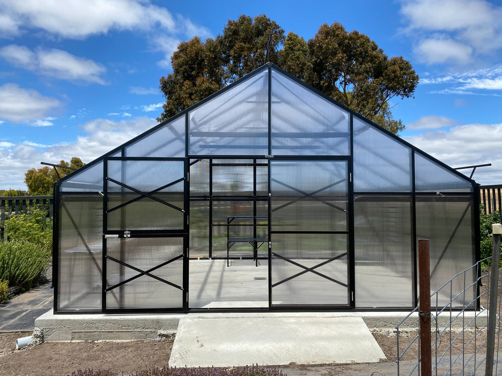 Grange-5 4000 - Sproutwell Greenhouses