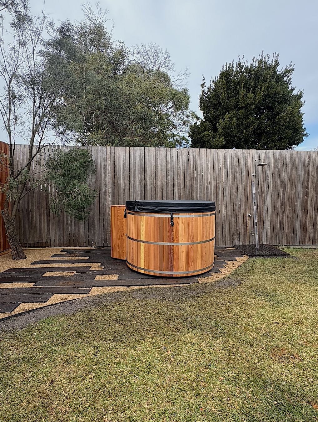 Cedar Hot Tub Medium