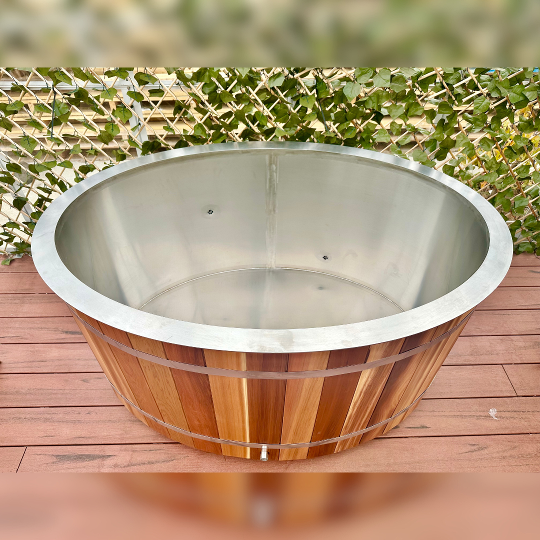 Oval Cedar Ice Tub
