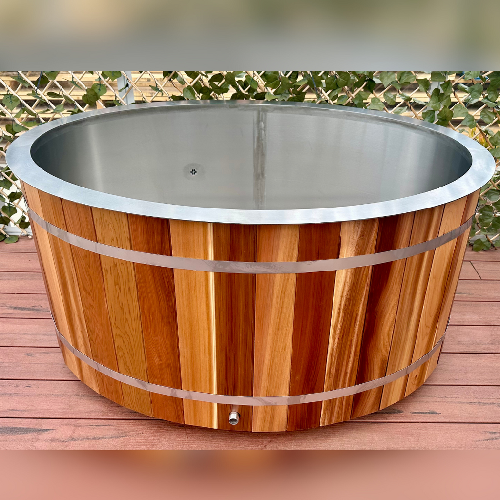 Oval Cedar Ice Tub