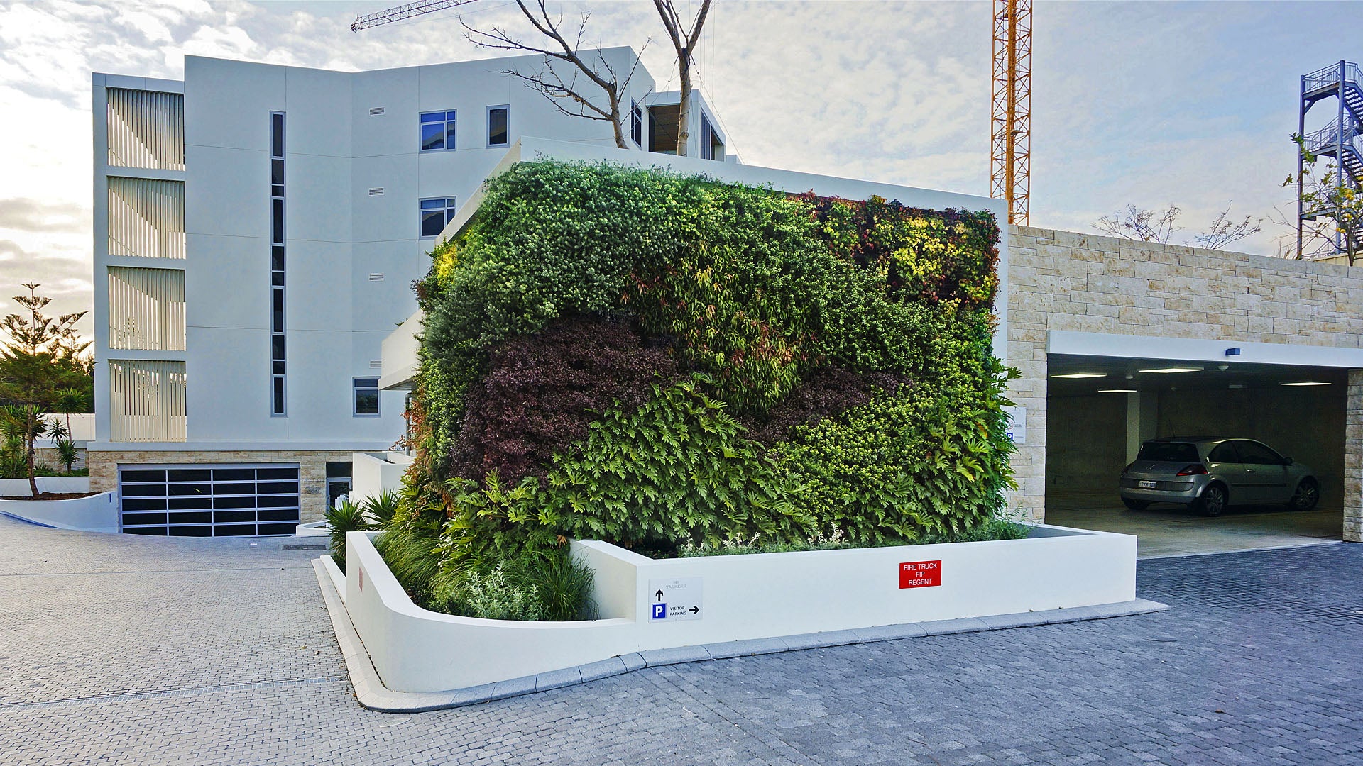 Gro-Wall Vertical Wall Garden - Slim Kit