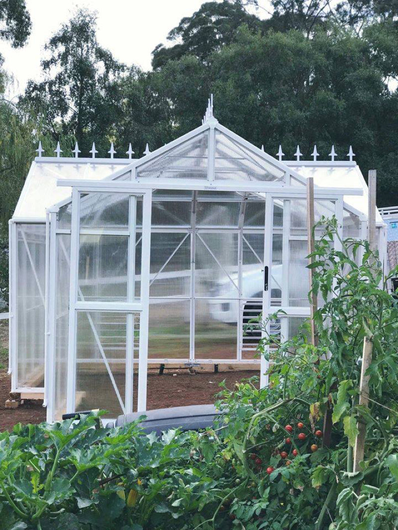 Orangery Glasshouse Deluxe (3.7m x 4.4m)