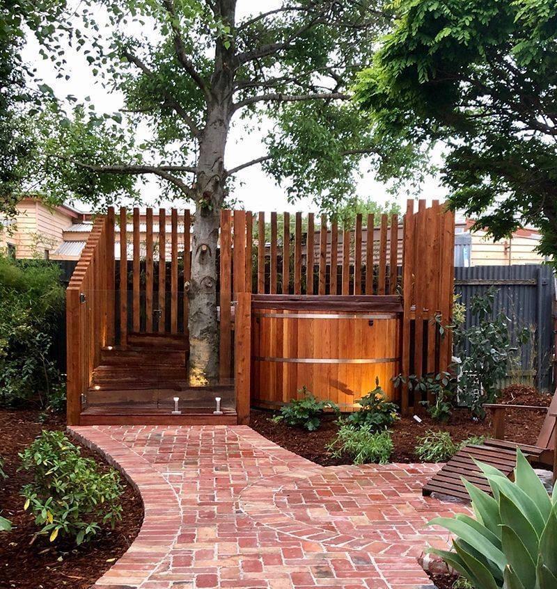 Cedar Hot Tub SMALL - Sproutwell Greenhouses