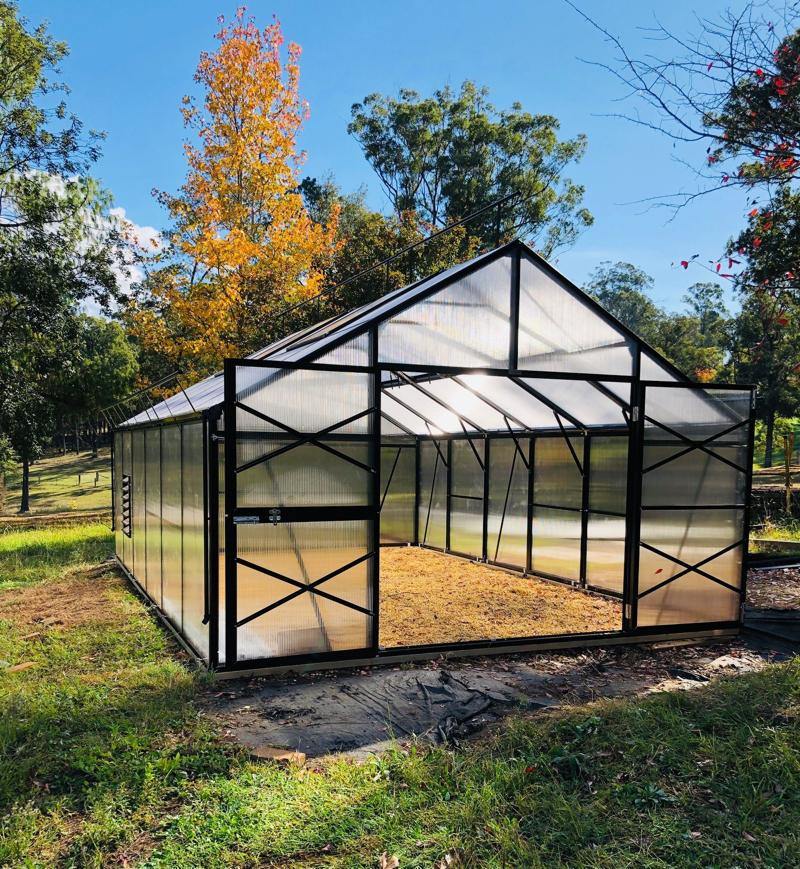 Grange-4 6000 - Sproutwell Greenhouses