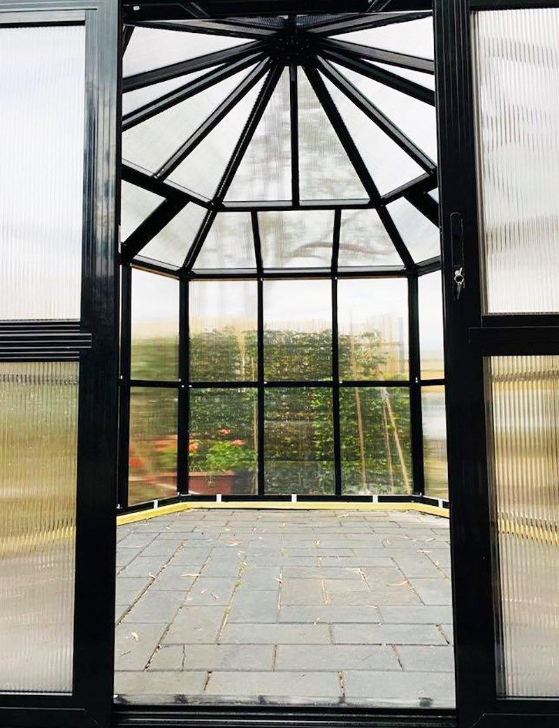 Hexagonal Entertainer- Deluxe - Sproutwell Greenhouses