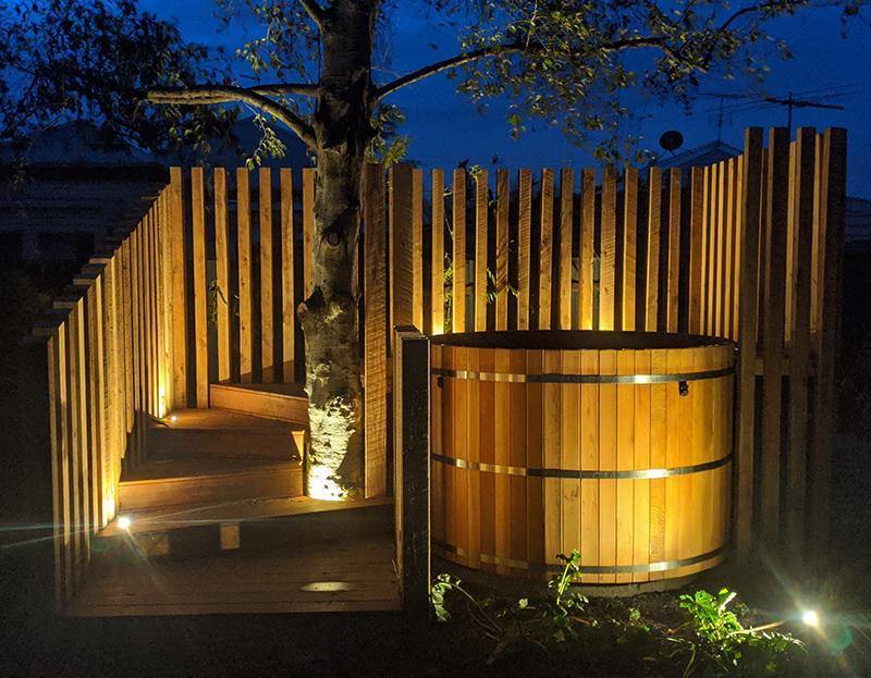 Cedar Hot Tub Medium - Sproutwell Greenhouses