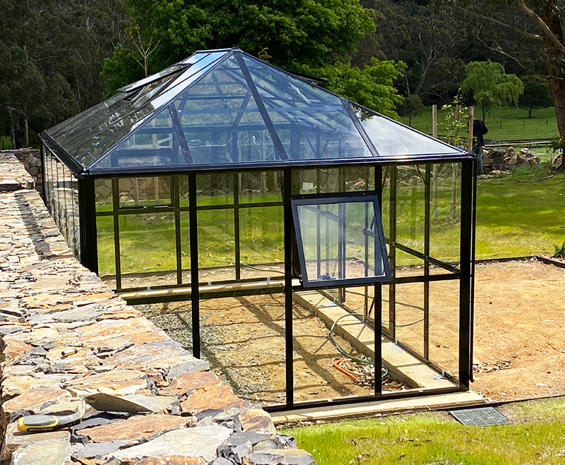 Oasis Entertainer Glasshouse