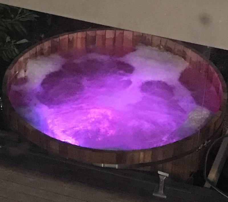 Cedar Hot Tub SMALL - Sproutwell Greenhouses